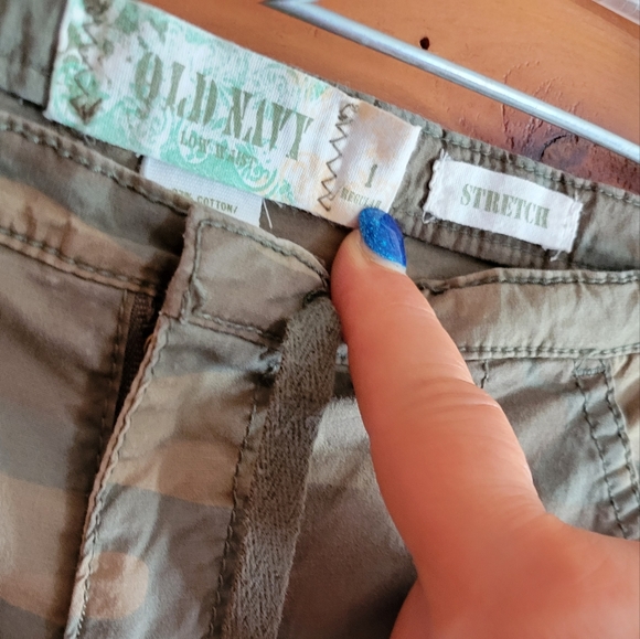 Pants - Picture 5 of 8